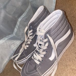 Women’s High top Vans